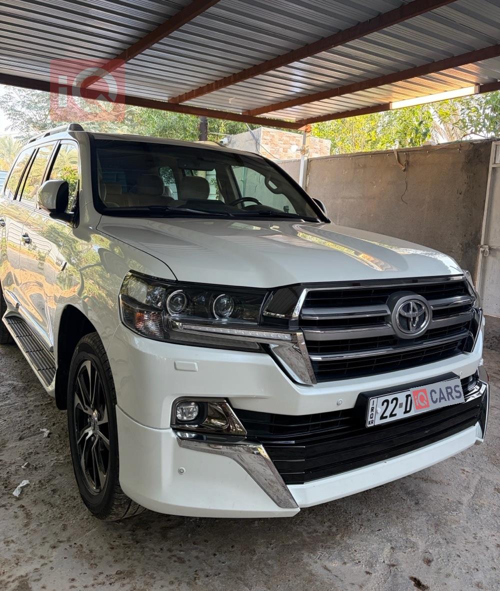 تويوتا لاندكروزر